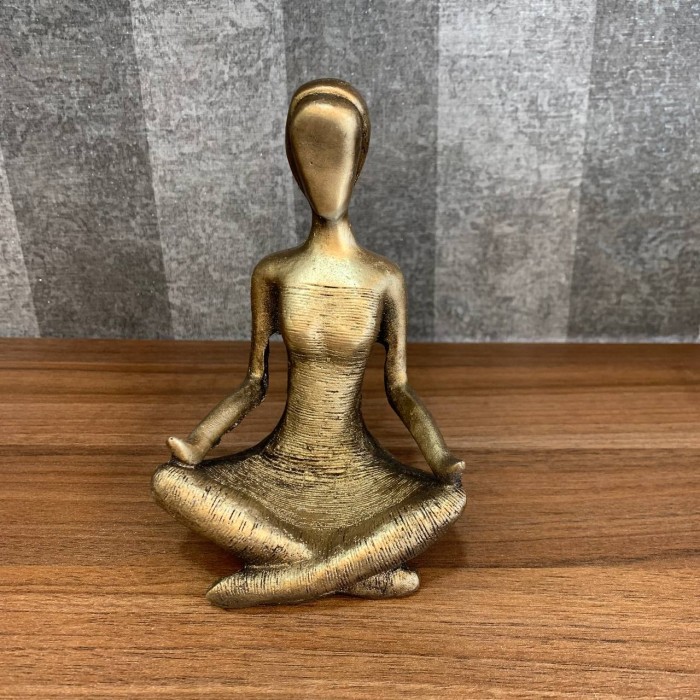 مجسمه دختر یوگا کار ست سه عددی - تصویر 2