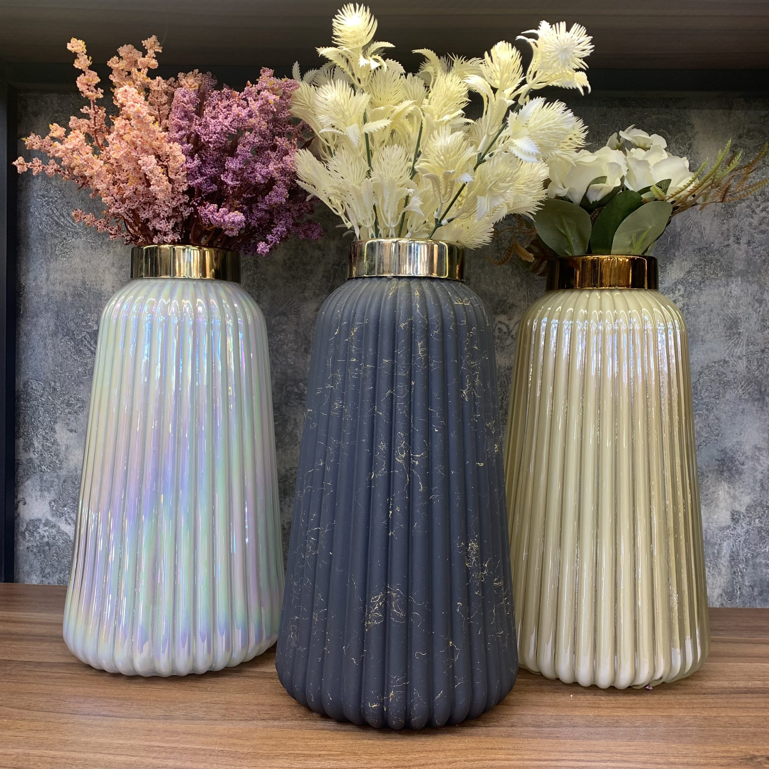 گلدان شیشه ای استوانه رنگی