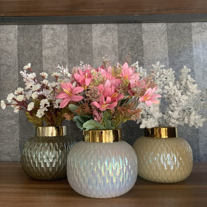 گلدان شیشه ای کوچک